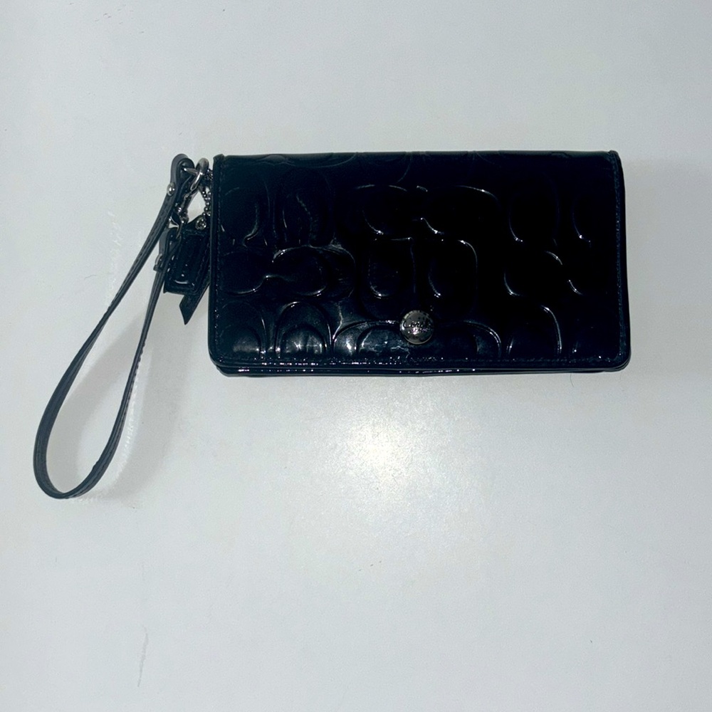 Coach Black patten leather wristlet Accessories - Picture 4 of 16